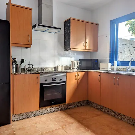 Casa Aleksandra * פלאיה בלנקה